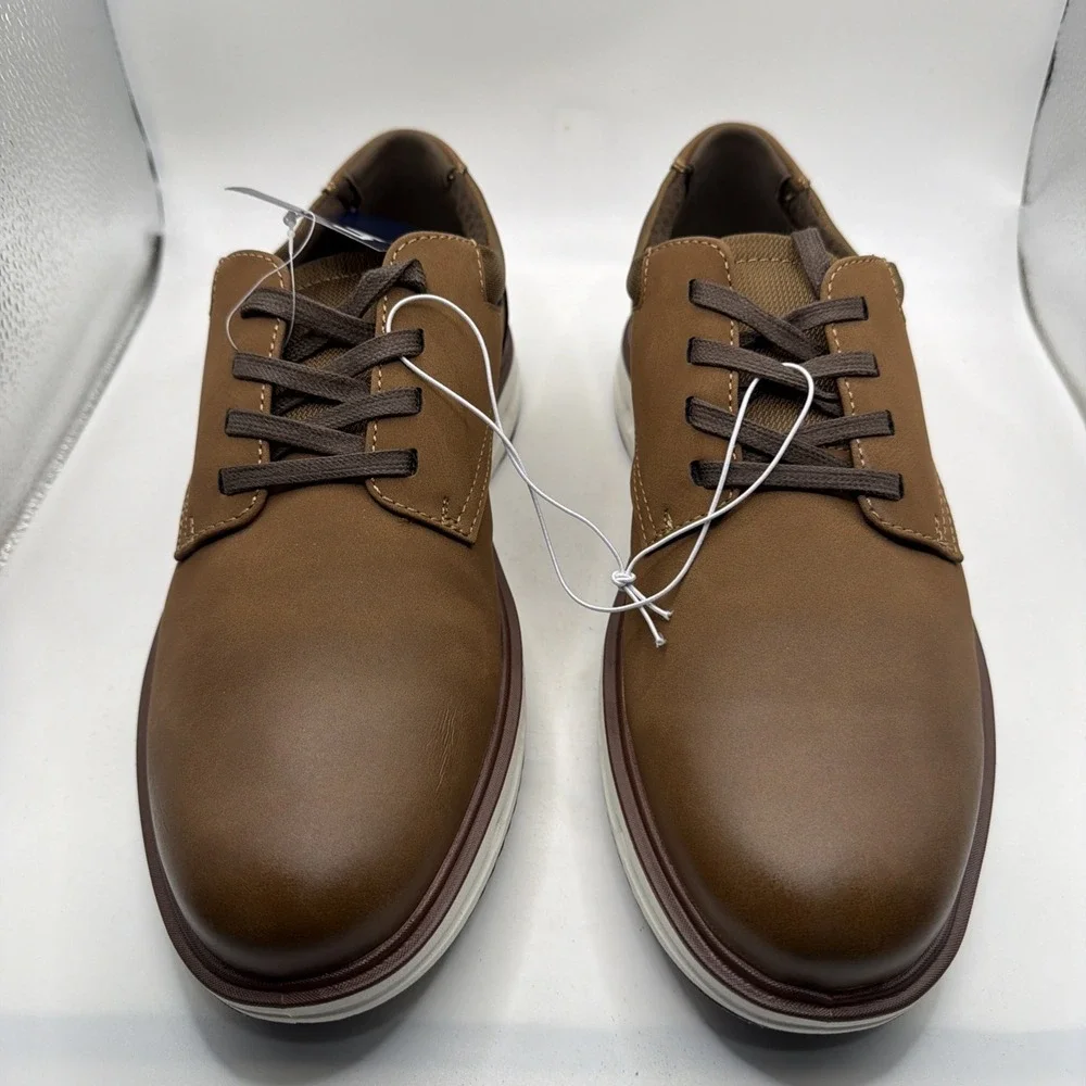 Lands End Sport Oxford Dark Tan And White Shoes. Size 10. New